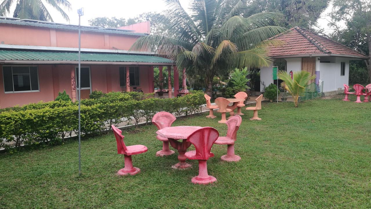 Friends Paradise Kilinochchi Exteriér fotografie